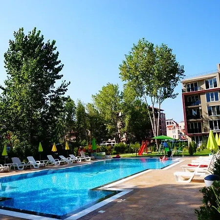 Апартамент Vip Park *